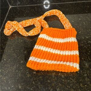 NWOT Orange/White Knitted Crossbody Bag/Purse